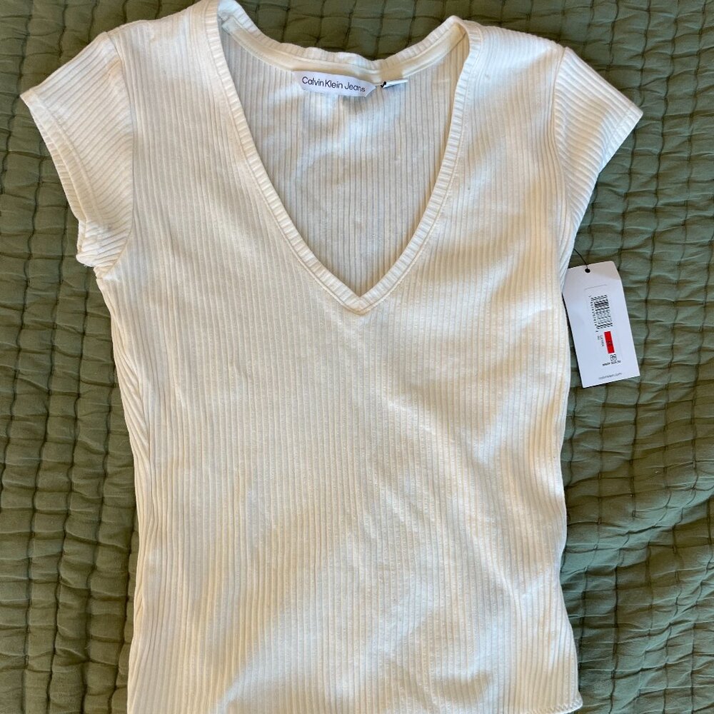 NEW Calvin Klein V-Neck Cream Bodysuit - XS